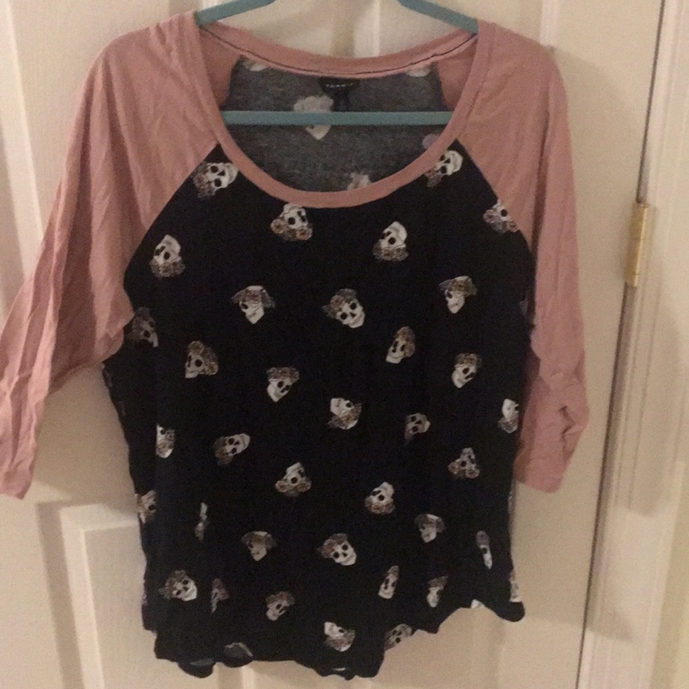 Flower Crown Skull 3/4 Raglan Top